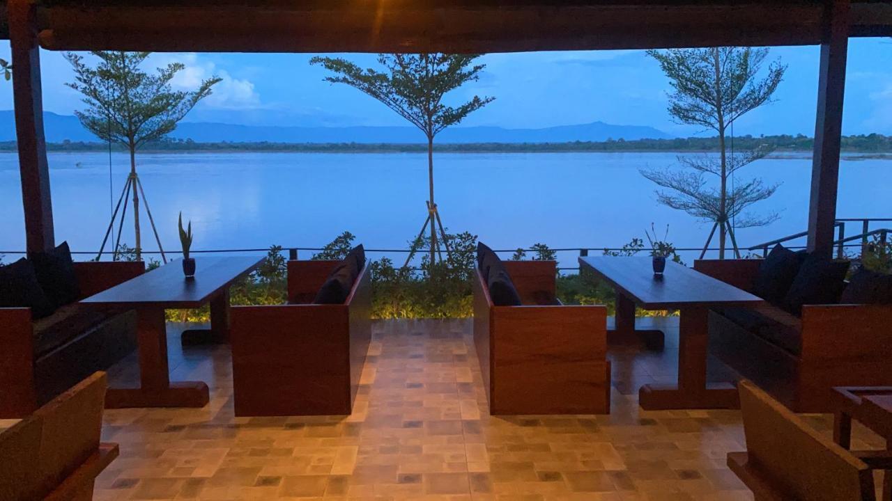 Hotel The Riviera Champasak Exteriér fotografie
